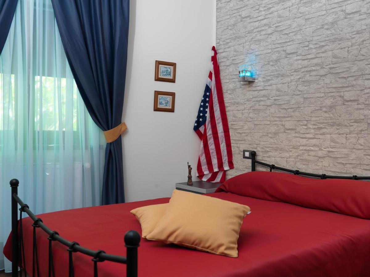 La Favorita Guesthouse Boutique Craiova Room photo