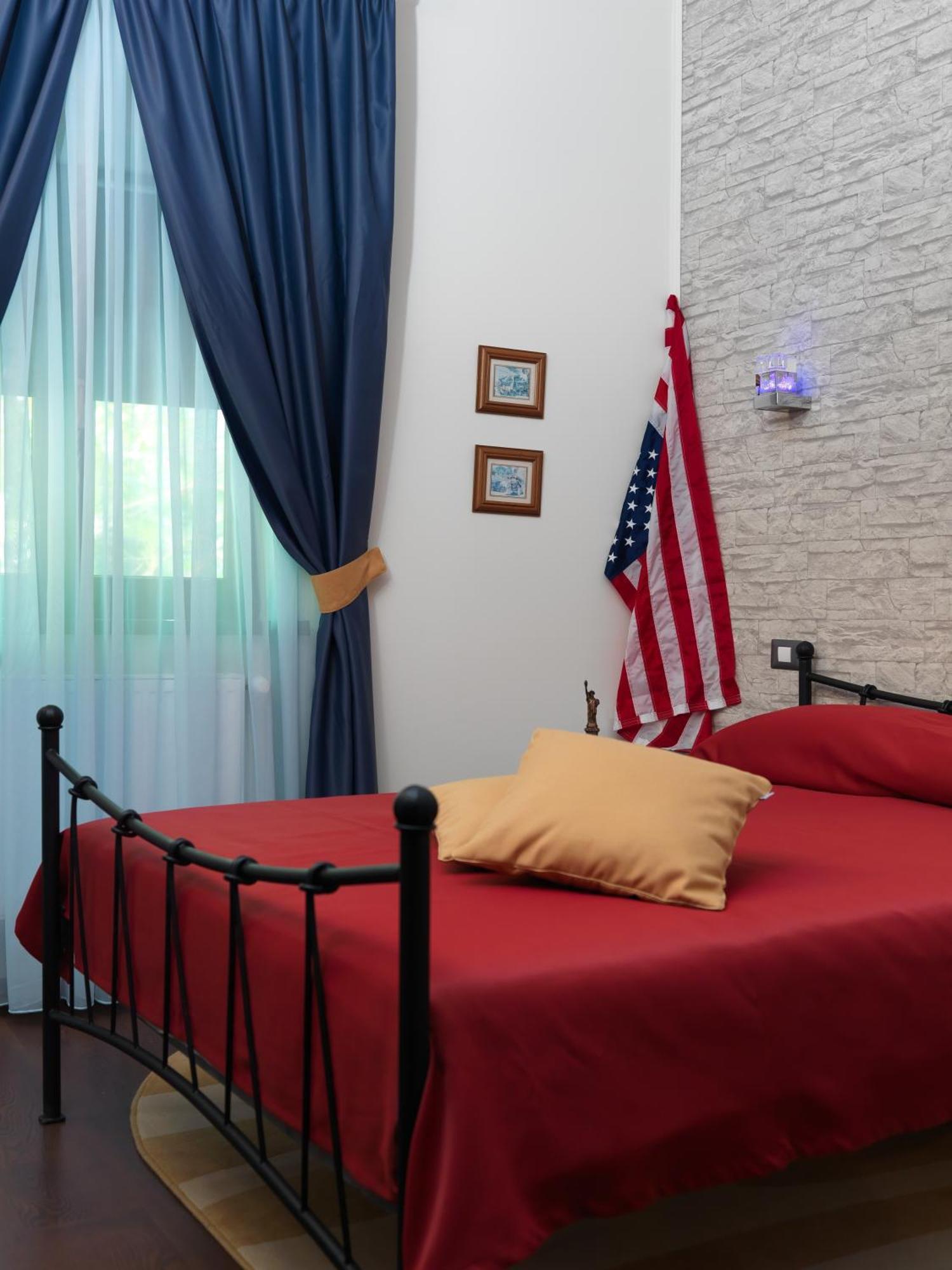 La Favorita Guesthouse Boutique Craiova Room photo